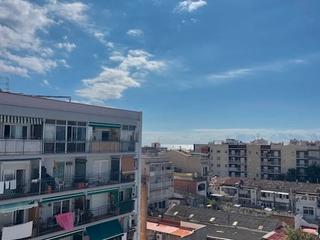 Piso en Carrer de l'àncora 8. Estupendo piso amplio luminoso y reformado