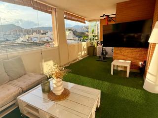 Appartement à Avenida pedro muñoz seca 240. Piso de 4 dormitorios con garaje doble, piscina y pádel en aguad