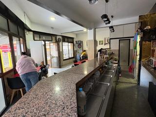 Traspàs Local Comercial a Carrer del canonge doctor auguet 20. Oferta bar en traspaso negociable