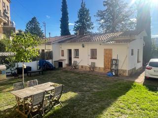 Casa en Avinguda sant vicenç 80. Oportunidad en riells del fai: casa con jardín y posibilidad de