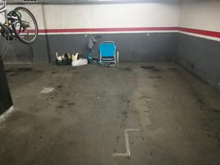 Affitto Posto moto in Carrer de gabriel y galán 1. Plaza de moto