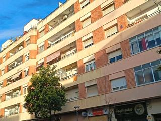 Pis a Macia vila 5. Piso con ascensor, terraza y trastero – reformado, amplio y muy