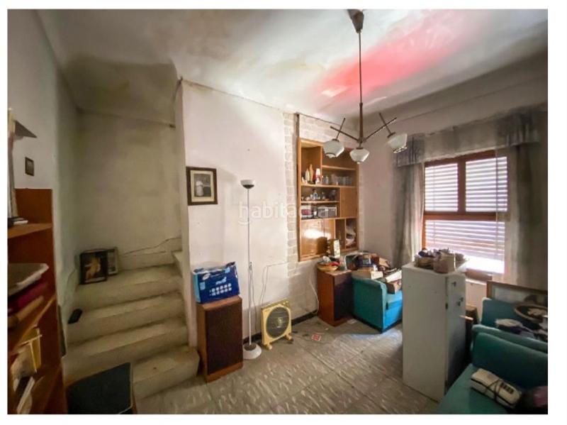 Foto 64b9ee23-4fb3-4698-8c6d-dbc35c25e5d8. Casa en carrer carles tortosa 2a casa centrica , acceso dos calles, con garaje, 313m2 de solar en Monòver