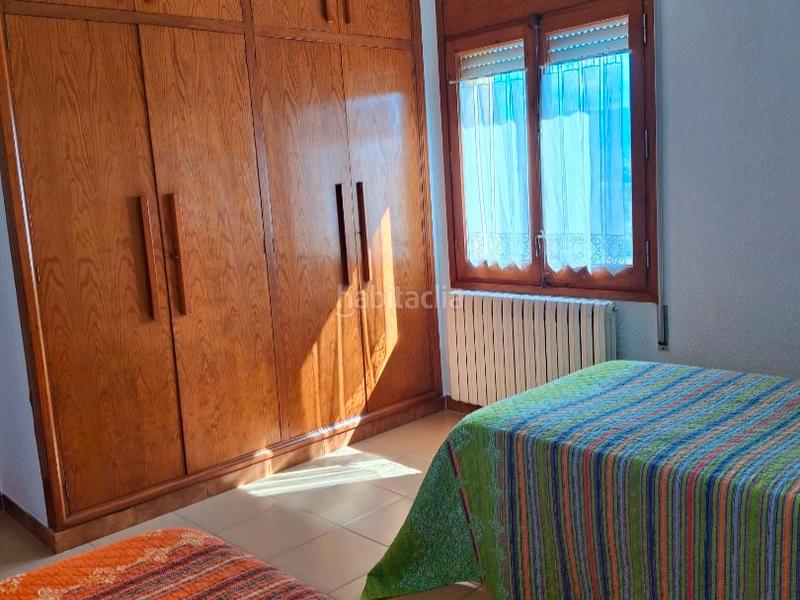 Foto e5787c2f-1f0b-4d38-b426-38929246e8eb. Pis a calle montseny 5 a Vilanova de Sau