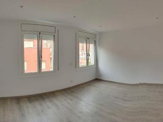 Appartement à Carrer cuba 50. Pis totalment reformat
