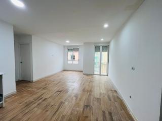 Piso en Poeta miguel hernandez 80