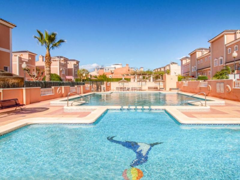 Foto e7ee2938-fa2f-47de-95af-9e06b68282ce. House in finlandia 2 8 in Puerto Marino Santa Pola