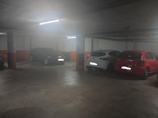 Location Parking voiture à Enric prat de la riba, hospitalet de llobregat 256. Alquiler de plaza de garaje