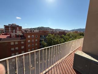 Pis a Calle de sant iscle 2. Maravilloso piso en planta alta con terraza