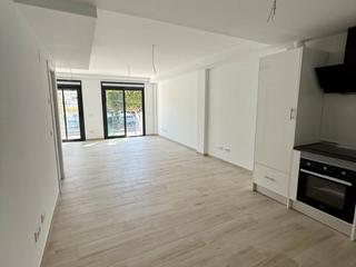Estudi a Avenida reyes católicos  14. Estudios de nueva obra en venta