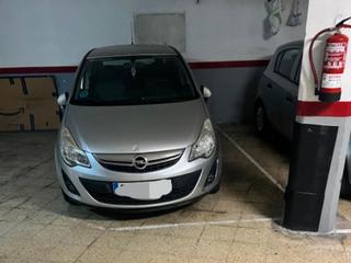 Miete Autoparkplatz in Cerca de la plaza de la vila 0. Parking en alquiler