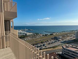 Affitto Appartamento in Ronda barceló 88. Torre barceló, vivienda frente al mar.