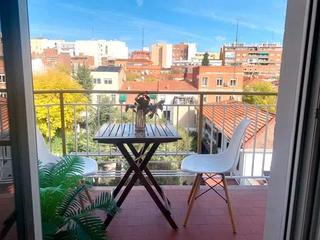 Alquiler Piso en Calle de los peñascales 17. Tu próximo hogar en el barrio de salamanca… preciosa terraza tra