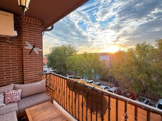 Dúplex en C. julián berrendero 23. Precioso dúplex en san agustín de guadalix - prácticamente 2 cas