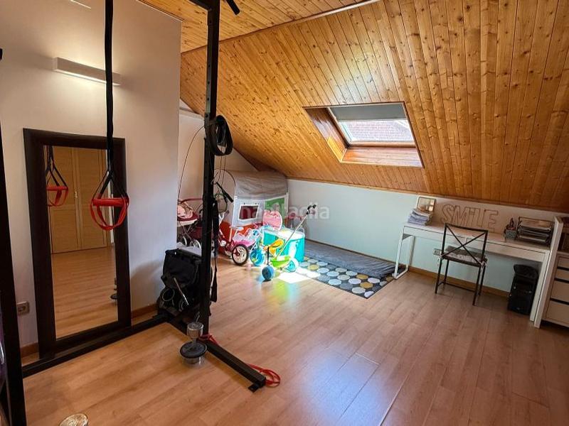 Foto 1fd6eb64-cdda-44ff-9da1-a66baad9cf5a. Dúplex a c. julián berrendero 23 a San Agustín de Guadalix