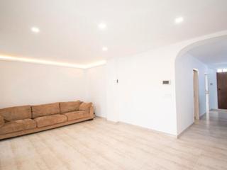 Maison à Santa caterina thomas 18. Vendo planta baja, totalmente reformada