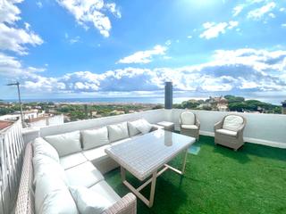 Triplex à Avinguda sant pere 2. Espectacular triplex con vistas al mar