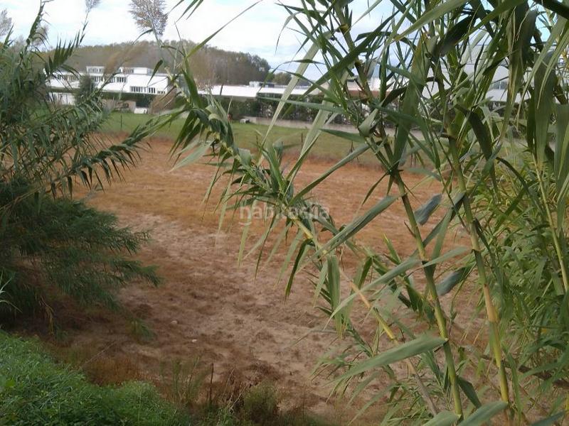 Foto e044b915-cabd-47c7-a52a-61e9fd490638. Miete gewerbliches grundstück in segadors 4 in Riudarenes