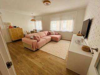 Piso en Passatge del penyal 2. Piso de 3 habitaciones con ascensor en can boada (terrassa) + pa