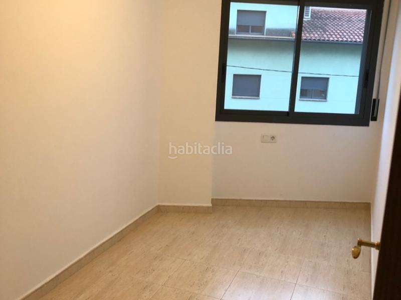 Foto 5d3e2a1b-69f6-4a50-bed3-d0aade40d0b7. Pis a carrer de la creu 3 a Vilalba Sasserra