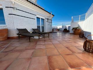 Attique à Calle federico garcía moliner nº 13 8. Ático exclusivo en venta. ubicación premium parque quarts de cal