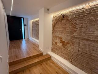 Reihenhaus in Mossen anton  83. Fantástica vivienda unifamiliar rehabilitada íntegramente en el