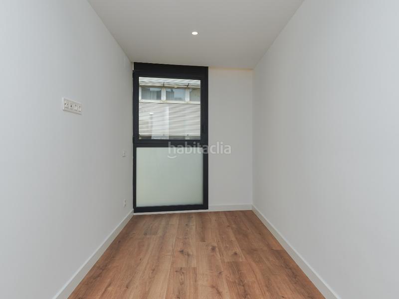 Foto 35227de9-7a27-40de-ad7f-2a032b42ed52. Casa adossada a mossen anton 83 a Centre Badalona