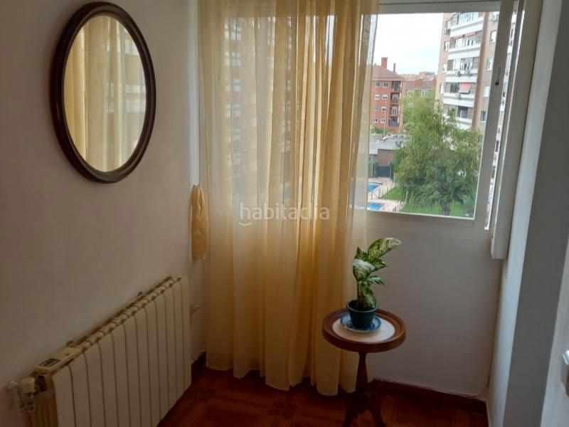 Foto 7825662d-eafd-4212-90ad-b81b7708cade. Rent studio in calle mota del cuervo 76 in Canillas Madrid