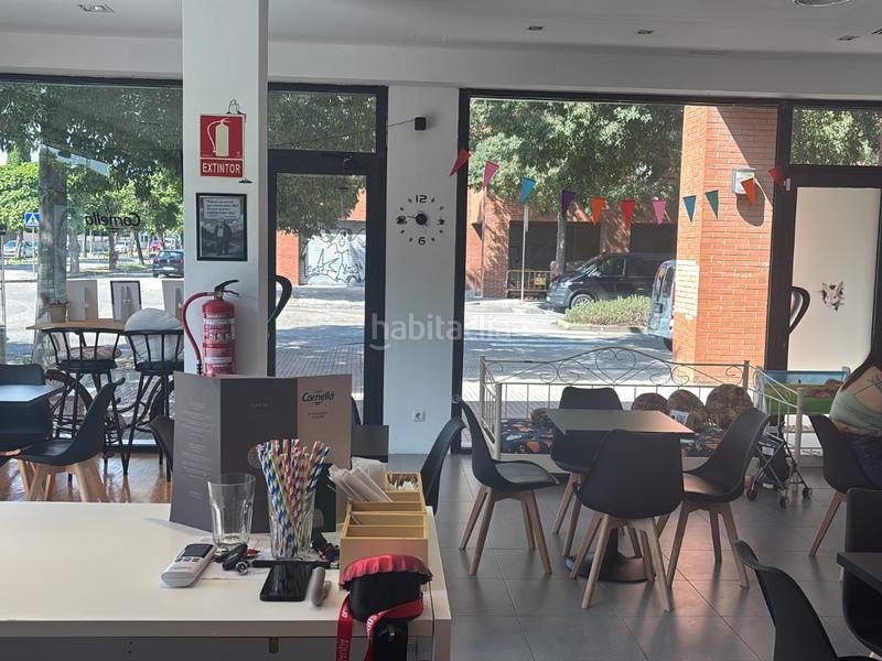 Foto 717abd28-ce67-45f4-ab01-1455b507aef2. Traspaso local comercial en calle president francesc macià 63 en Salt