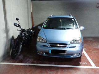 Lloguer Aparcament cotxe a Ramon lull 535. Plaza de parking grande