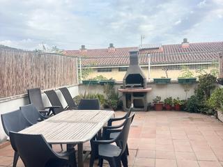 Casa adosada en Carrer del futbol 6. Casa adosada en rubi