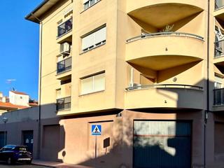 Flat in Carrer clos 17. Amplio y luminoso con dos terrazas, balcon y más de 150m2 en una