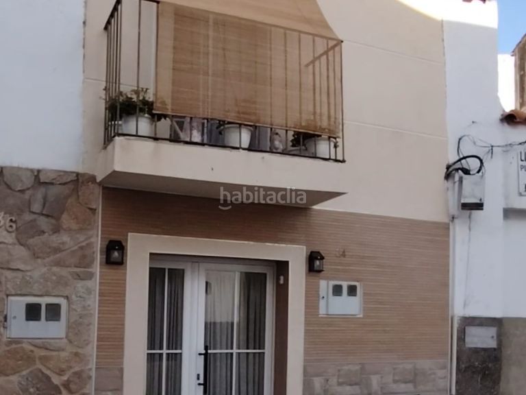 Foto b77798f1-a2a6-4ee2-ac85-f8f74570b999. Haus in ramón y cajal 34 in Montánchez