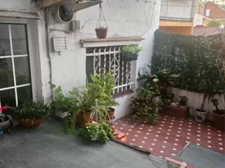 Planta baixa a Calle domènec  37. Piso con entrada independiente y patio privado
