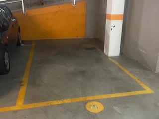 Lloguer Aparcament cotxe a Pg. maragall 404. Plaza de parking en horta