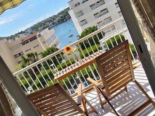 Rent Flat in Carrer de ramon de montcada 17. Impresionante apto. en la playa de santa ponsa.