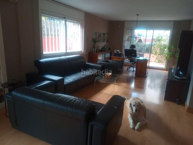 Foto 9f68f810-d717-42e2-9ddd-a52a6b2e30c2. Erdgeschoss in ancianitat 98 in Zona Esportiva Terrassa