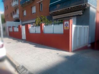 Planta baja en Ancianitat 98. Permuta posible solo por vivienda litoral barcelona asta sitges: