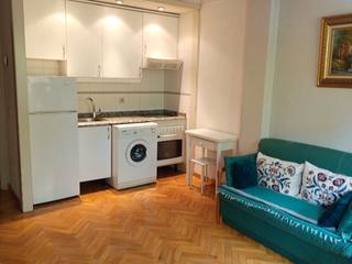 Miete Studiowohnung in Calle de bravo murillo 175. Estudio con parking y trastero en metro estrecho