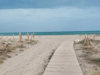 Appartement à Av. de cecina 3. Apartamento en segunda línea de playa