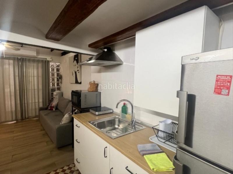 Foto 91a1f82b-e311-4208-9601-24fbe0460686. Lloguer casa a carrer de borrull 15 a El Botànic Valencia