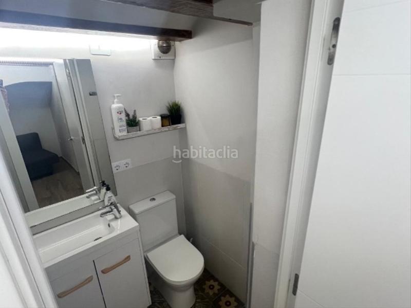 Foto b2084f03-e32e-4df8-bf8d-52bd03dbcef4. Lloguer casa a carrer de borrull 15 a El Botànic Valencia