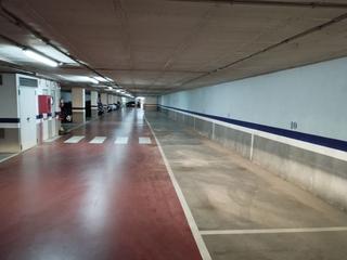 Lloguer Aparcament cotxe a Carrer de navarra 89. Alquiler de garaje en calle navarra