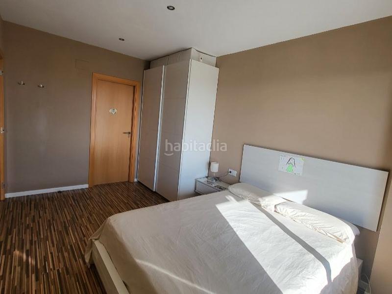 Foto 3b4e122a-0466-485e-948a-156d7dfca68a. Piso en avinguda salvador allende 59 piso en venta con plaza de parking y trastero – luminoso, bien distribuido y con vistas espectaculares en Cornellà de Llobregat