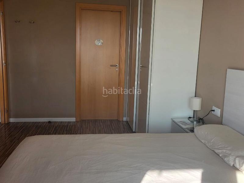 Foto 5b1ada17-71a5-4f73-89ae-86f235b05b2d. Piso en avinguda salvador allende 59 piso en venta con plaza de parking y trastero – luminoso, bien distribuido y con vistas espectaculares en Cornellà de Llobregat