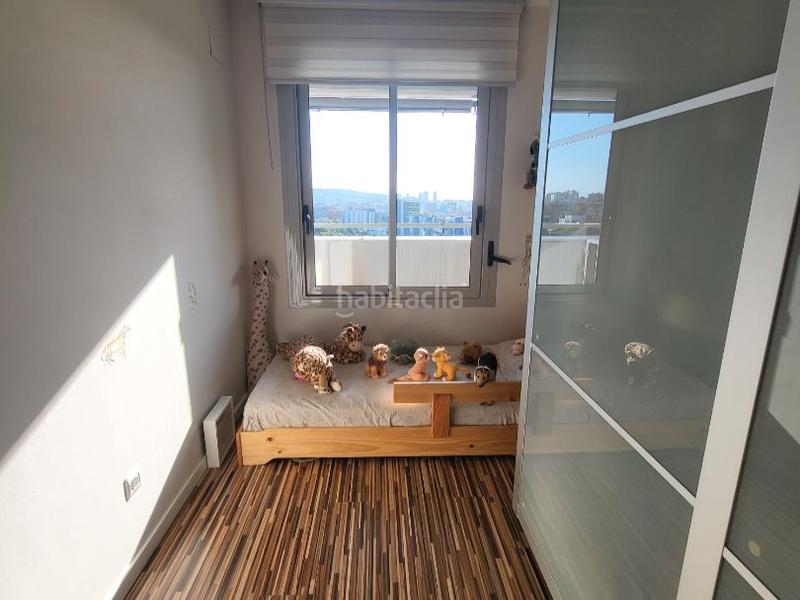 Foto f8b3767f-1615-4609-9e11-826b5b6959f0. Piso en avinguda salvador allende 59 piso en venta con plaza de parking y trastero – luminoso, bien distribuido y con vistas espectaculares en Cornellà de Llobregat
