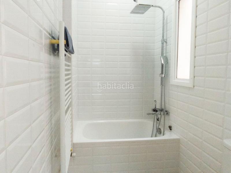 Foto 102dc954-e12b-40f0-9894-504542f37b9a. Alquiler ático en ausias marc 50 ático modernista con terraza en el triángulo de oro en Barcelona