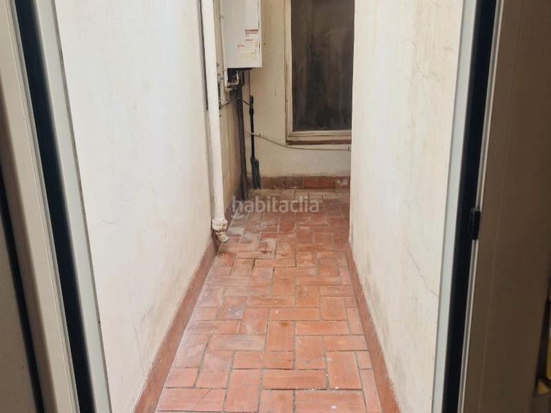 Foto 62e1b88a-e592-4873-9012-9177065960d3. Alquiler piso en sant pere 17 pis de 90m2 i terrassa de 50m2 en Badalona