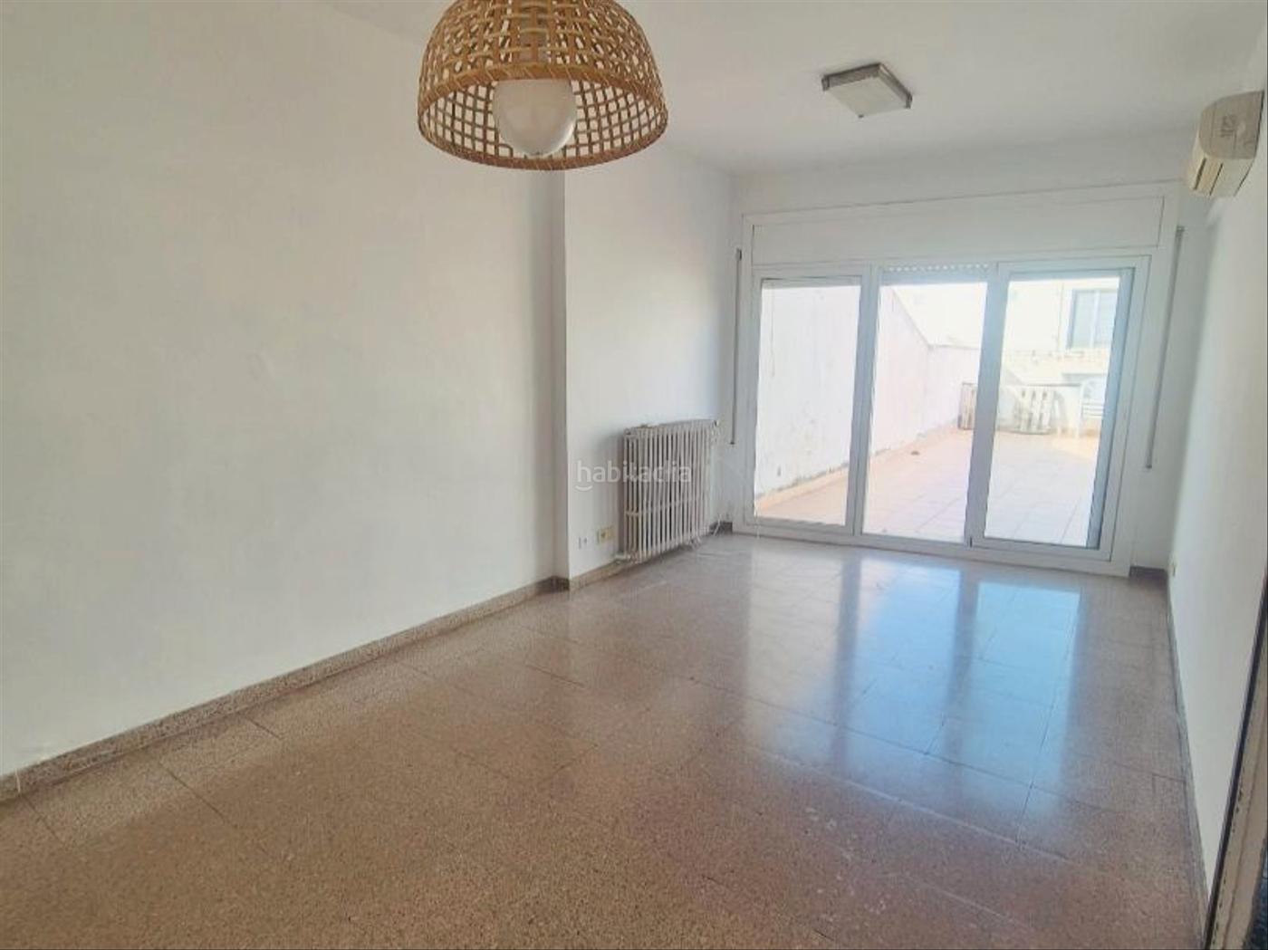 Pis de 90m2 i terrassa de 50m2 Alquiler Badalona