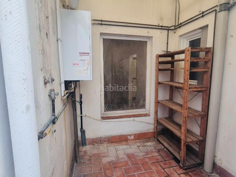 Foto a99d4edc-53a0-4e22-874e-3ab9d29b903c. Alquiler piso en sant pere 17 pis de 90m2 i terrassa de 50m2 en Badalona